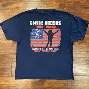 Garth Brooks 2017 Tour T-shirt Trisha Yearwood Size xl